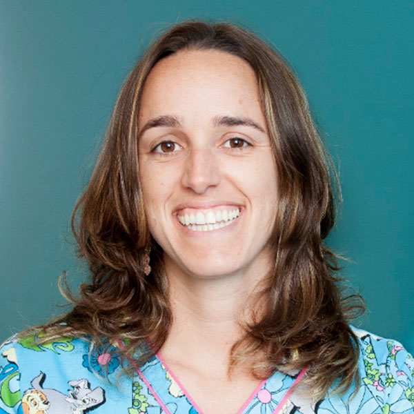 Dra. Lara Concellón - Odontopediatra